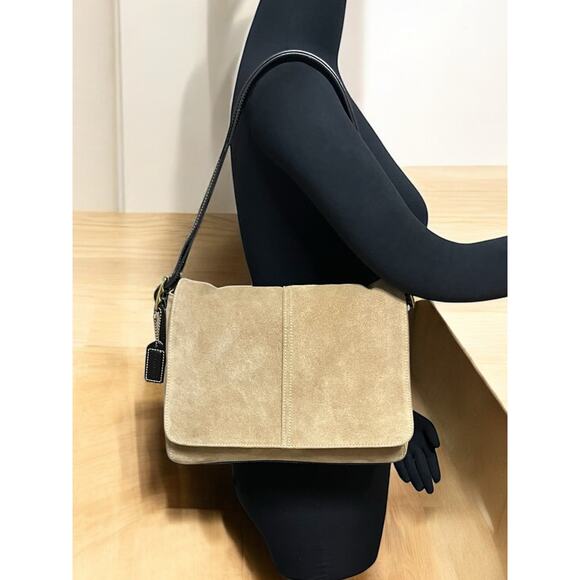 Vintage Coach 9578 Suede Crossbody Flap Bag - Picture 6 of 12